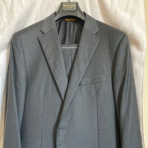 Hickey Freeman mens suit 44L Beacon fit